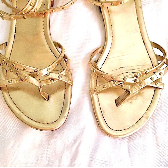 🌻Colin Stuart Gold Leather Gladiator Sandal (7)🌻 - Picture 5 of 9